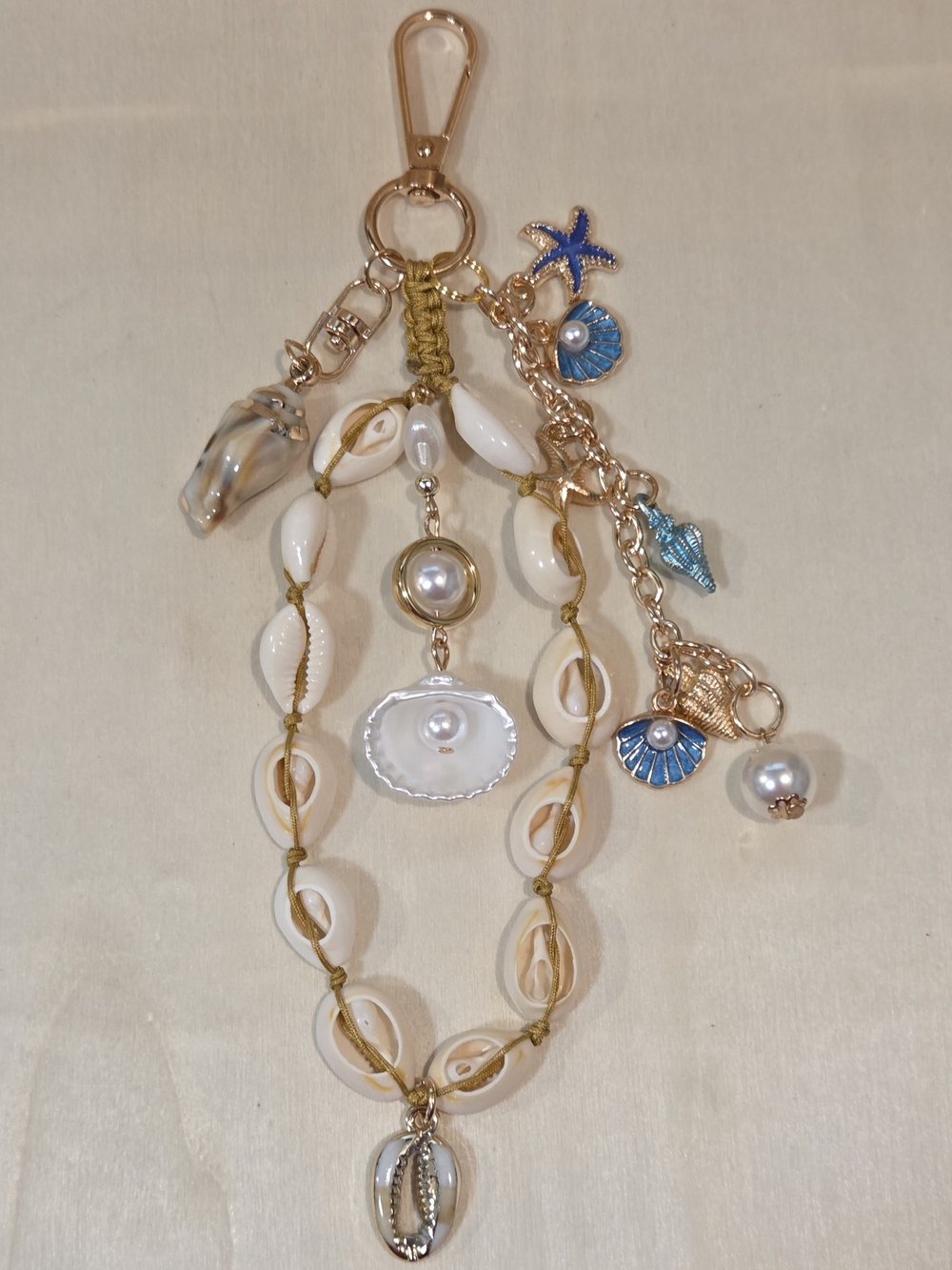 NWT 🐚 Boho Ocean Cowrie Shell Pearl Blue Starfish Wristlet Keychain Bag Charm